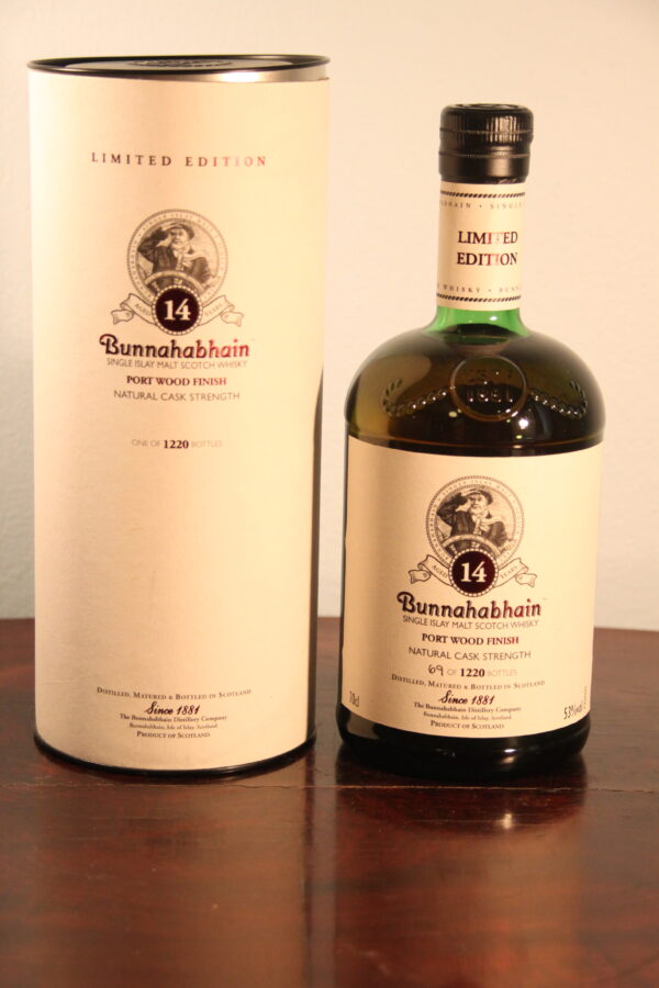 Bunnahabhain 14 Years Old «Limited Edition» Port Wood Finish, 70 cl, 53 % Vol. (Whisky), Schottland, Isle of Islay, 
