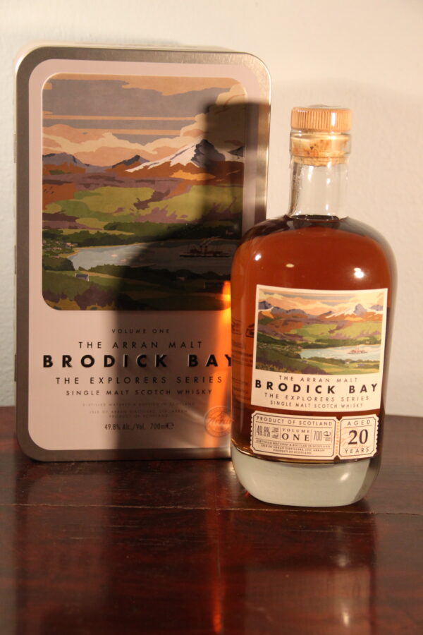 Arran 20 Years Old 'The Explorers Series - Volume 1' Brodick Bay 1998/2018, 70 cl, 49.8 % Vol. (Whisky), Schottland, Isle of Arran, This is the first release in The Arran Distillery`s Explorers Series: Brodick Bay.  Brodick Bay is a 20 year old single malt aged in ex-bourbon casks and ex-sherry hogsheads , before being finished in Oloroso sherry casks by Bodegas Tradicin in Jerez de la Frontera, Spain.