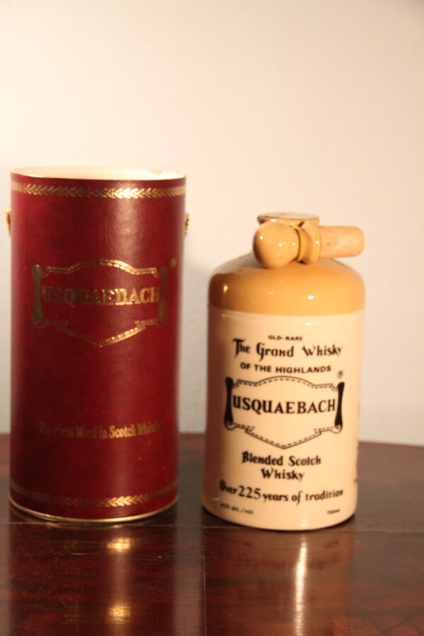 Douglas Laing & Co., Usquaebach The Grand Whisky of the Highlands «Old Rare» Ceramic Flagon, 70 cl, 43 % Vol., Schottland, Speyside, 