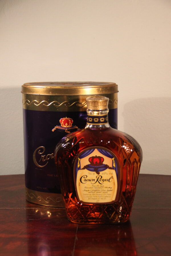 Crown Royal Fine De Luxe - Blended Canadian Whisky, 70 cl, 40 % Vol., , 