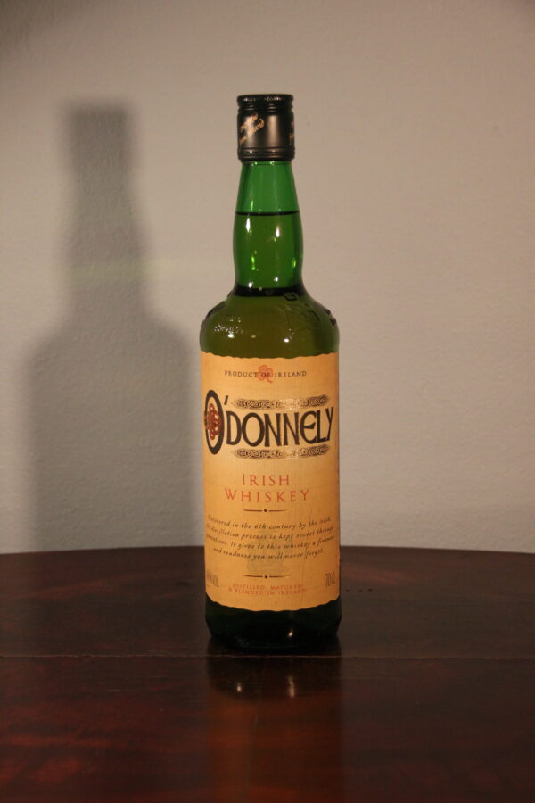 Whisky irlandais Cooley O'Donnley, 70 cl, 40 % Vol., , Pas de bote