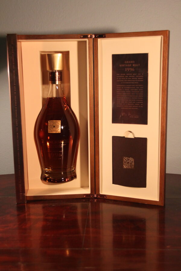 Glenmorangie 23 Years Old Grand Vintage Malt - Bond House No. 1 Collection 1996/2019, 70 cl, 43 % Vol. (Whisky), Schottland, Highlands, another edition of the collection Bond House No. 1