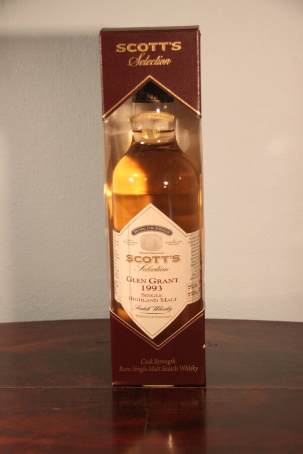 Slection de Scott, Glen Grant 1993, 70 cl, 53.7 % Vol. (Whisky), Schottland, Numro de ft : 121911 (sans garantie)  Nombre de bouteilles : 282 (sans garantie)