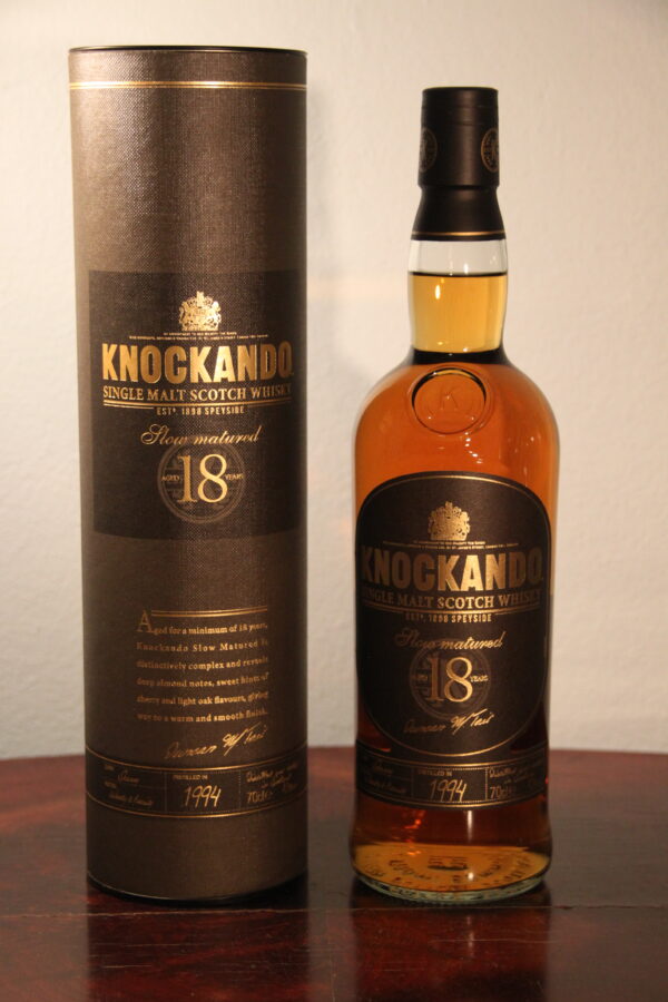 Knockando 18 Years Old Slow Matured 1994/2012, 70 cl, 43 % Vol. (Whisky), Schottland, Speyside, 
