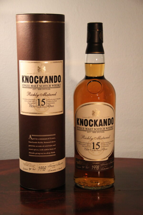 Knockando 15 Years Old Richly Matured 1998/2013, 70 cl, 43 % Vol. (Whisky), Schottland, Speyside, 