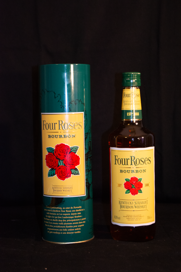 Four Roses Kentucky Straight Bourbon Whiskey, 70 cl, 40 % Vol., , 