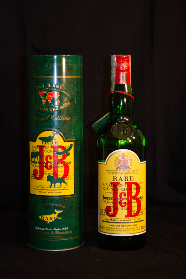 J&B Justerini & Brooks Rare  A Blend Of The Purest Old Scotch Whiskies, 70 cl, 40 % Vol. (Whisky), Schottland, Speyside, 