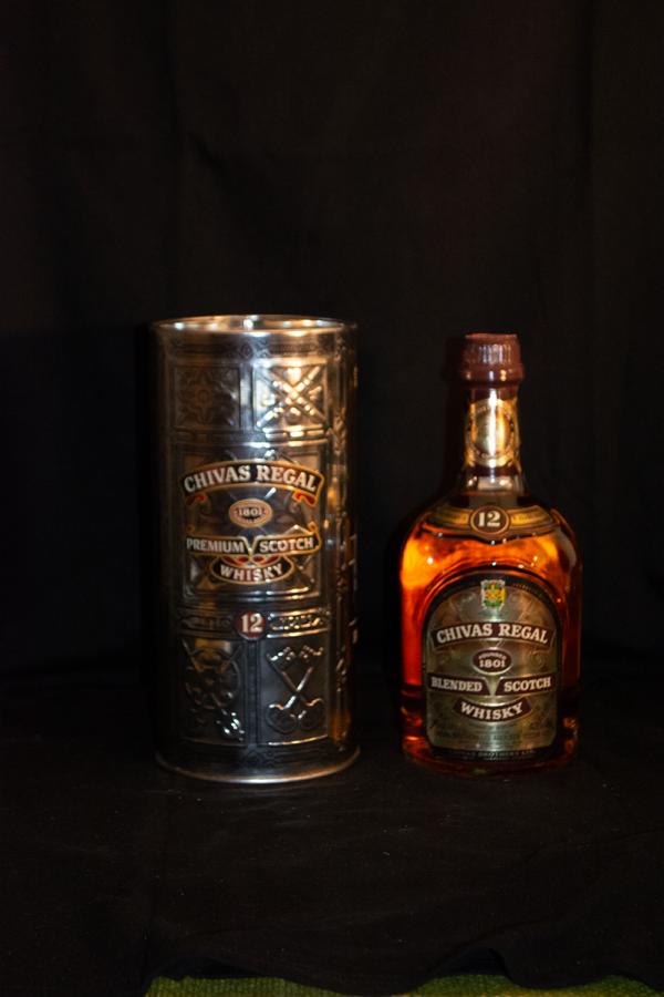 Chivas Regal 12 Years Old Premium Scotch Whisky, 70 cl, 40 % Vol., Schottland, 