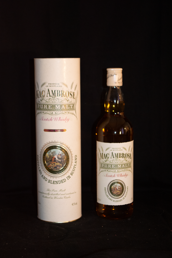 Mac Ambrose Pure Malt Special Reserve, 70 cl, 40 % Vol. (Whisky), Schottland, 