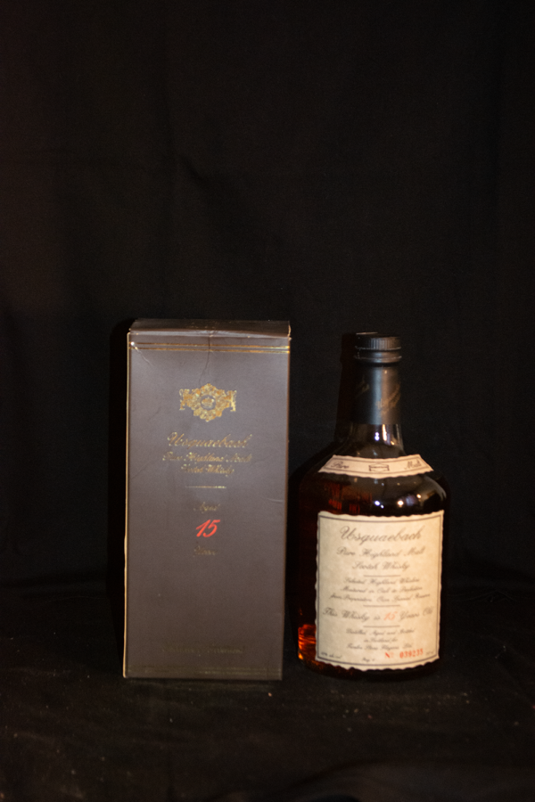 Usquaebach 15 Ans Twelve Stone Flagons Ltd. Pur malt des Highlands, 70 cl, 43 % Vol. (Whisky), Schottland, Highlands, flacon n 039235