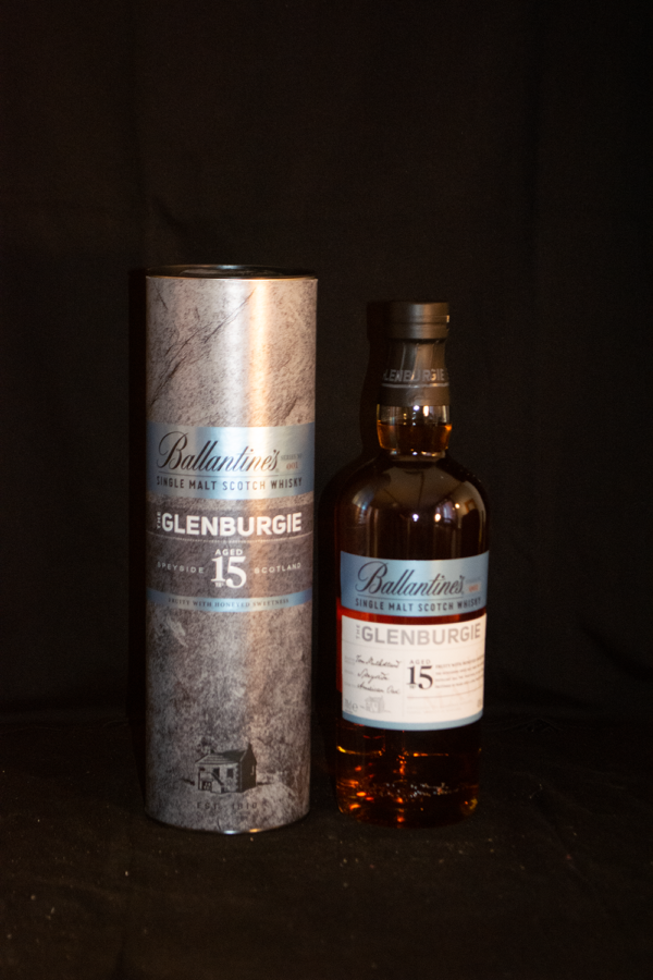 Ballantine's, Glenburgie 15 ans Ballantine's Series No. 001, 70 cl, 40 % Vol. (Whisky), Schottland, srie 001, fruit avec une douceur sans yeux