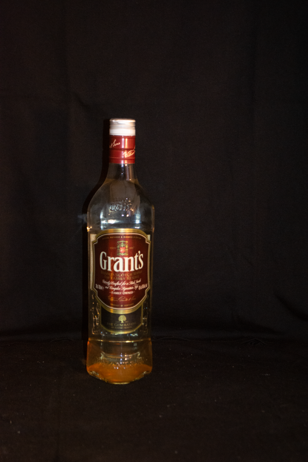 Grant's The Family Reserve 'Family Owned' Blended Scotch Whisky, 70 cl, 43 % Vol., Schottland, Speyside, No box