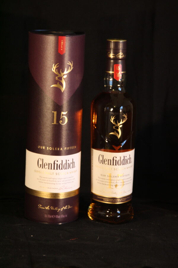 Glenfiddich 15 Years Old Our Solera Fifteen, 70 cl, 40 % Vol. (Whisky), Schottland, 