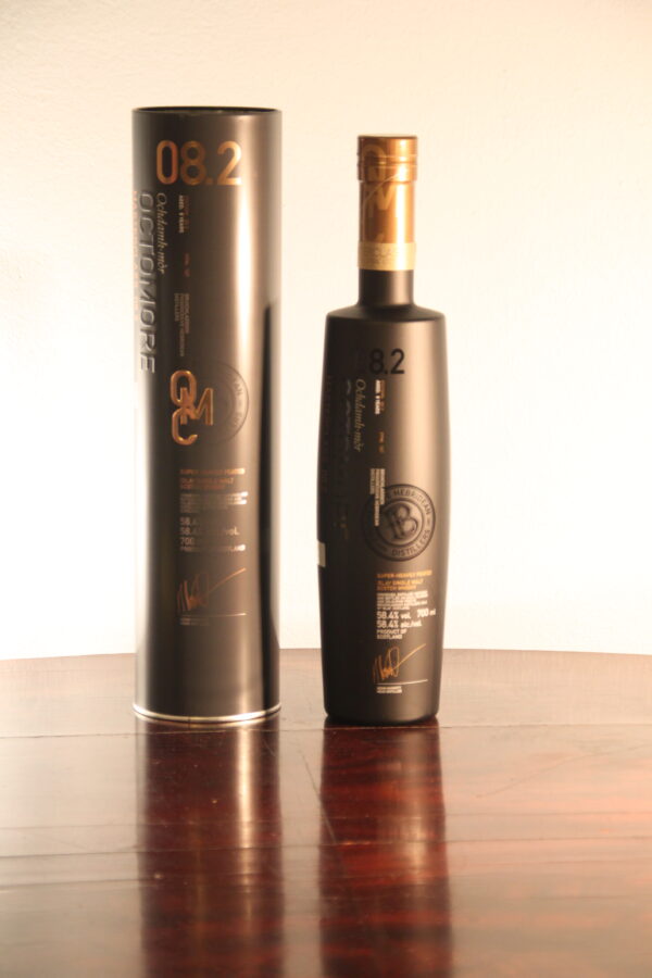 Octomore Edition 08.2 Masterclass / 167 PPM 2017, 70 cl, 58.4 % Vol. (Whisky), Schottland, Isle of Islay, 