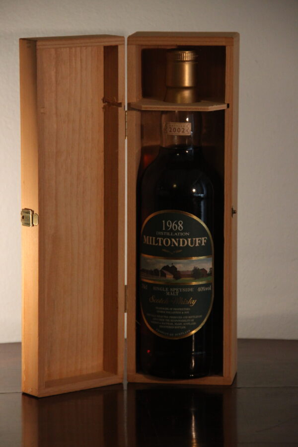 Gordon & MacPhail, Miltonduff 34 Years Old Rare Vintage 1968/2002, 70 cl, 40 % Vol. (Whisky), Schottland, Speyside, 
