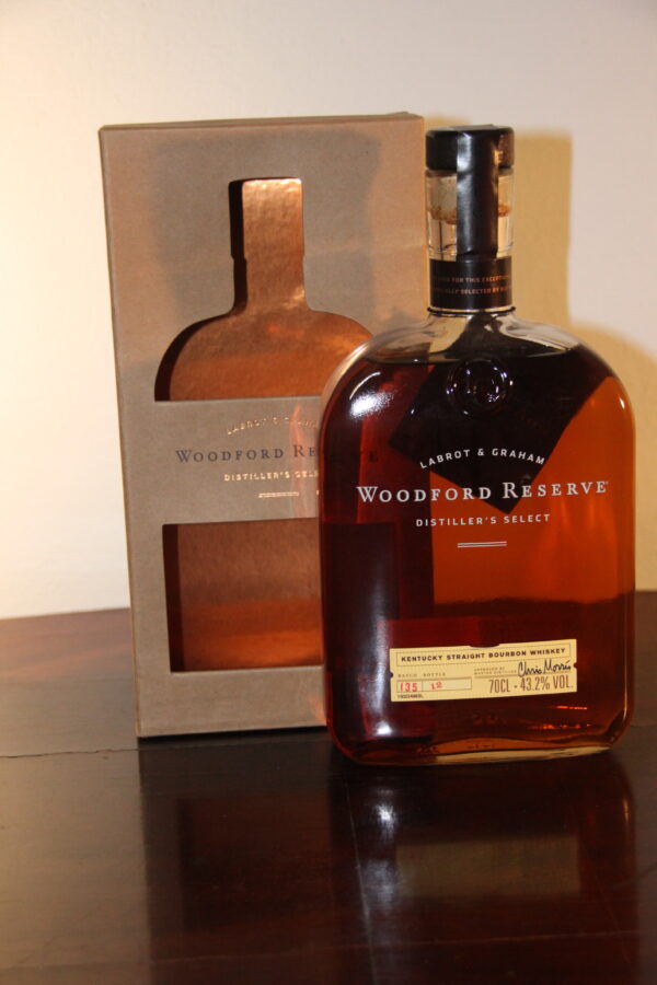 Woodford Reserve «Distiller's Select» Kentucky Straight Bourbon Batch 135, 70 cl, 43.2 % Vol. (Whiskey), , batch n° 135, bottle 12
