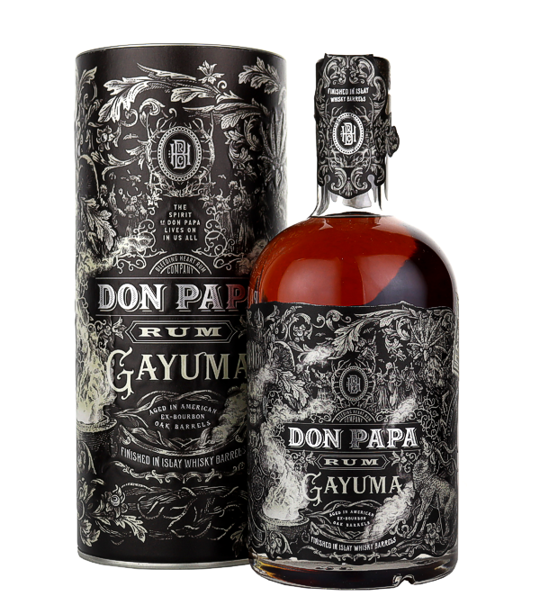 Don Papa GAYUMA Rum Based Spirit Drink, 70 cl, 43 % Vol., , Gayuma bedeutet „Liebestrank“. Dieser Premium-Rum von Don Papa huldigt die einzigartigen Rituale der Schamanen auf dem Berg Kanlaon und der Isla del Fuego „Feuerinsel“.  Er reift drei Jahre lang in amerikanischen Ex-Bourbon-Eichenfässern, bevor er ein Double Barrel Finish durchläuft: 6 Monate in High Toast Ex-Rioja-Fässern, gefolgt von 3 Monaten in reichen, wärmenden und rauchig getoasteten Eichenfässern, die zuerst Scotch Whisky enthielten von der legendären Isle of Islay.  Destillation: Pot St