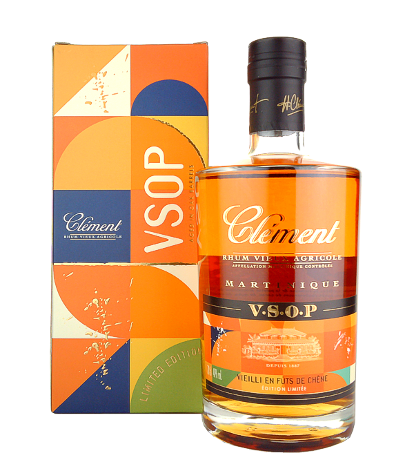 Clment Rhum Vieux Agricole VSOP Edition Limite VIEILLI EN FTS DE CHNE,, 70 cl, 40 % Vol. (Rum), Martinique, Since 1887, Rhum Clment has been made according to the purest and most venerable traditions inherited from Homre and Charles Clment. The Clment Rhum Vieux Agricole VSOP is aged in bourbon casks for at least 4 years.