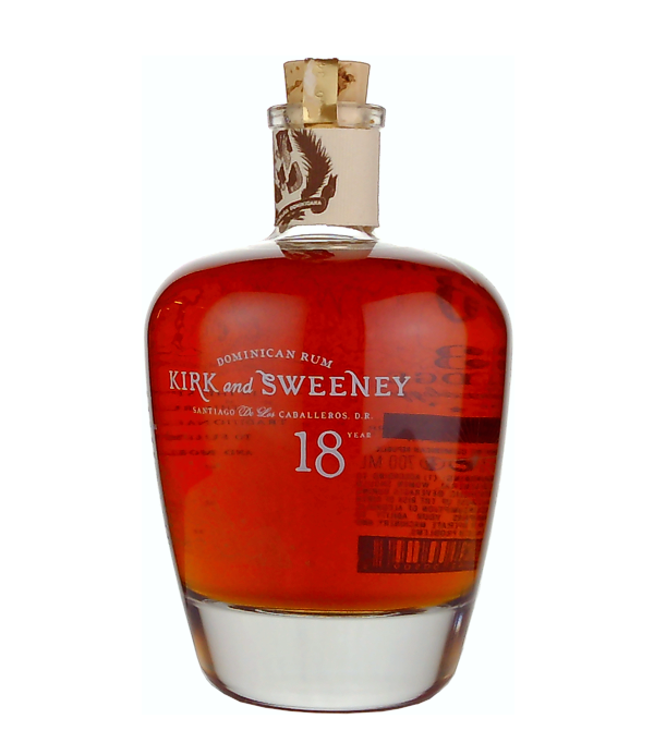 Kirk and Sweeney 18 Years Old Rum, 70 cl, 40 % Vol., , Kirk and Sweeney wurde aus traditionell geerntetem Zuckerrohr destilliert und 18 Jahre in Eiche gereift, um sein Profil voll zu entfalten - ein verführerischer Duft von Sherry und Melasse, gefolgt von dem Geschmack tiefer Vanille mit einem Hauch von Karamell und getrockneten Früchten.  Kirk and Sweeney war ein Holzschoner, der in den frühen Jahren der Prohibition vor allem für den Schmuggel von Rum aus der Karibik in den Nordosten bekannt war.