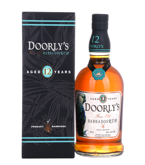 Doorly's 12 Years Old Fine Old Barbados Rum, 70 cl, 43 % Vol., , Die östlichste Insel der Kleinen Antillen in der Karibik ist Barbados. Grosse Zuckerrohrplantagen prägen die Landschaft dieser Insel, und die Ernten des hochwertigen Zuckerrohrs sind von einer ausgezeichneten Qualität. Die 'Foursquare Distillery', mit Sitz in Saint Philip, stellt aus diesem Top-Produkt in einem aufwändigen Verfahren einen ausgezeichneten Rum her. Der 12-jährige Doorly's erweitert die 'Doorly's-Produktpalette' um einen weiteren exquisiten Rum.   Nase: Würzig, Butterscotch, Zwetsc