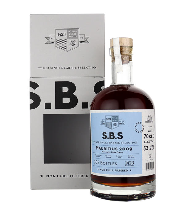 1423 SINGLE BARREL SELECTION MAURITIUS Rum 2009 Greys, 70 cl, 53.7 % Vol., , The striking dark color of this rare SBS Mauritius Rum 2009 bottling is reminiscent of an Armagnac and impresses with its depth and softness.  <strong>How does the MAURITIUS Rum 2009 taste?</strong> The nose is surrounded by a refreshing hint of red berries and a delicate scent of sweet dessert wine. A rich taste experience unfolds on the palate, characterized by spices and oak from the French oak as well as the sweetness of the Moscatel barrel.  Distillery: Grays Distilled: 2009 Bottled: 2023 D