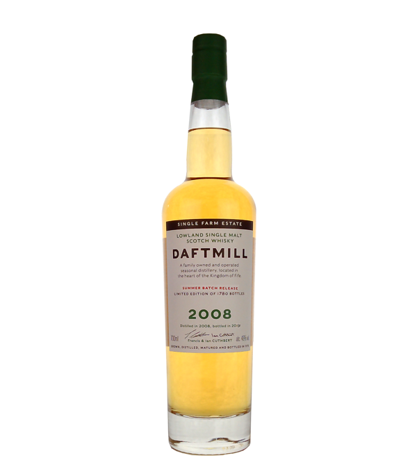 Daftmill 2008/2019 Summer Release 12 ans Single Malt Whisky, 70 cl, 46 % Vol., Schottland, Lowlands, Daftmill est une distillerie agricole dtenue et exploite par la famille Cuthbert. La distillerie n`est oprationnelle que pendant les priodes calmes de la ferme au milieu de l`t et de l`hiver, ne distillant que quelques fts par an. Quand Francis Cuthbert fait pas distiller, puis il s`occupe du domaine et cultive l`orge de brasserie  partir de laquelle ce whisky Lowland est fabriqu. Il a ensuite t stock  la ferme pour tre malt  Alloa  l`t 2007. Ces sept fts ex-bourbon de premie