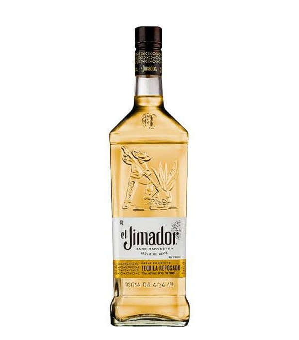 El Jimador Tequila Reposado, 70 cl, 38 % Vol., , El Jimador Reposado ist ein Tequila aus 100% reifer blauer Agave, der zwei Monate in amerikanischen Eichenfässern gereift ist. Mit einer leuchtend goldenen Farbe wird sein Aroma von gekochter Agave dominiert, mit Noten von Mandel, Vanille und Gewürzen. Er ist weich und zart, am Gaumen kann man die gekochte Agave mit einem Hauch von Vanille und Karamell spüren.