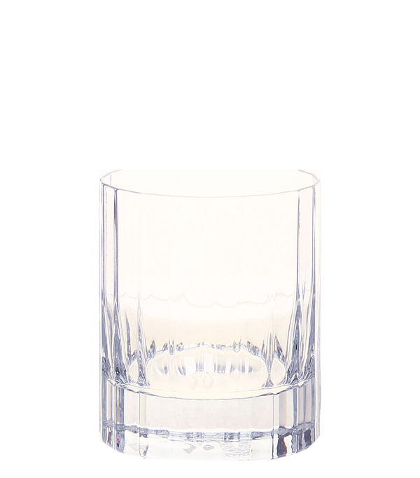 Eminent tumblers made of crystal glass,  , Kuba, Bring the luxury home with the Eminente Tumbler. Aesthetic to match the elegant Eminnete Rum bottle. Made from the finest crystal glass, these tumblers are ideal for enjoying the Eminente Rum in style, neat or on the rocks.