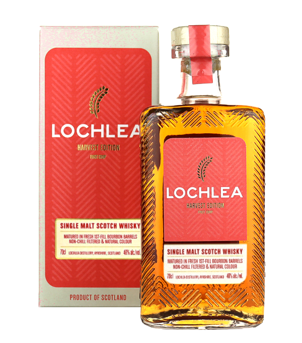 Lochlea HARVEST Edition Second Crop 2023 Single Malt Scotch Whisky, 70 cl, 46 % Vol., Schottland, Lowlands, Die Lochlea Distillery ist eine unabhängige Single-Malt-Brennerei von John Campbell, mit Sitz auf der Lochlea Farm in Ayrshire in den Lowlands. Die alte Farm wurde zu einer Brennerei mit Zolllager umgebaut. Im August 2018 nahm die Distillery den Betrieb auf.   Liebe, Sorgfalt und Aufmerksamkeit vom Feld bis zum Fass waren bei der Herstellung dieses Whiskys von grösster Bedeutung. Der familiengeführte Bauernhof baut und erntet seine eigene Gerste mit Treber, der zur Fütterung von einheimischen Ri