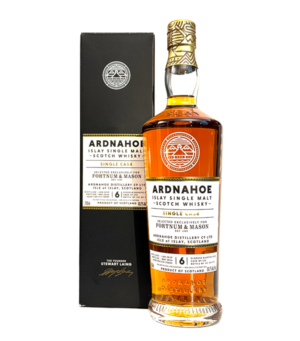 Ardnahoe 6 Years Old �Single Cask�  Vinoble Finland 2019 Oloroso Quarter Cask #87, 70 cl, 60.7 % Vol. (Whisky), Schottland, Isle of Islay, Fortnum & Mason pr�sente un single malt exclusif d'Islay, issu de la distillerie Ardnahoe, fond�e en 2018 et la plus r�cente distillerie familiale de l'�le. Ce f�t unique exceptionnel a �t� personnellement s�lectionn� � Glasgow le 14 mars 2026.  <strong>Quel est le go�t de l'Ardnahoe Fortnum & Mason Oloroso Quarter Cask 136�?</strong> Le vieillissement en f�t d'Oloroso Quarter Cask 136 conf�re � ce whisky des ar�mes de noisettes caram�lis�es, d'�pices douces et de fruits tropicaux, soulign�s par