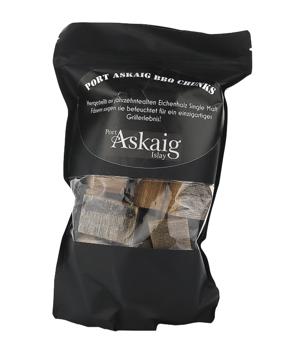 Port Askaig Wood Chunks, 500 g, Schottland, Isle of Islay, The Port Askaig whiskey barrel wooden pieces are made from old barrels from the Port Askaig distillery. The combination of whiskey flavors with European and American oak creates a unique smoke and flavor development with an excellent burning time.  Each of the used barrels is carefully selected to ensure that the grilled meat absorbs an unforgettable flavor  <strong>How to use Port Askaig Wood Chunks (Aroma Wood)?</strong> Moisten the whiskey barrel wood pieces before use and then add them to th