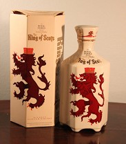 Le King Of Scots  ROYAL FAMILY Blended Scotch Whisky  43%vol, 70cl
