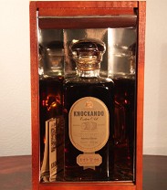 Knockando 21 Years Old «Extra Old - Square Decanter» 1978/1999 43%vol, 70cl (Whisky)