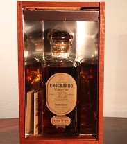 Knockando 21 Years Old «Extra Old - Square Decanter» 1979/2000 43%vol, 70cl (Whisky)
