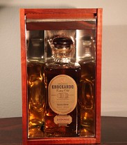Knockando 21 Years Old «Extra Old - Square Decanter» 1982/2003 43%vol, 70cl (Whisky)