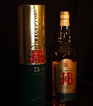 J&B Justerini & Brooks 12 Years Old Exception Blended Malt Whisky 40%vol, 70cl